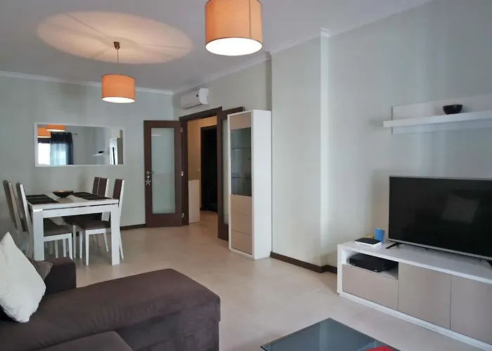 B03 - Luxury 2 Bed Lagos Marina
